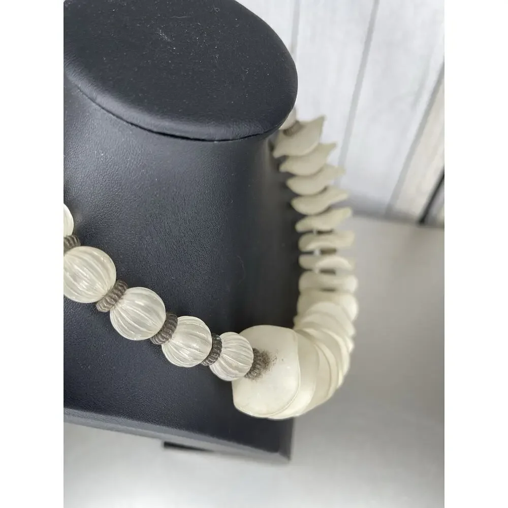 VINTAGE Unique 1970s 1980s Lightweight Tribal Layered Beaded Necklace